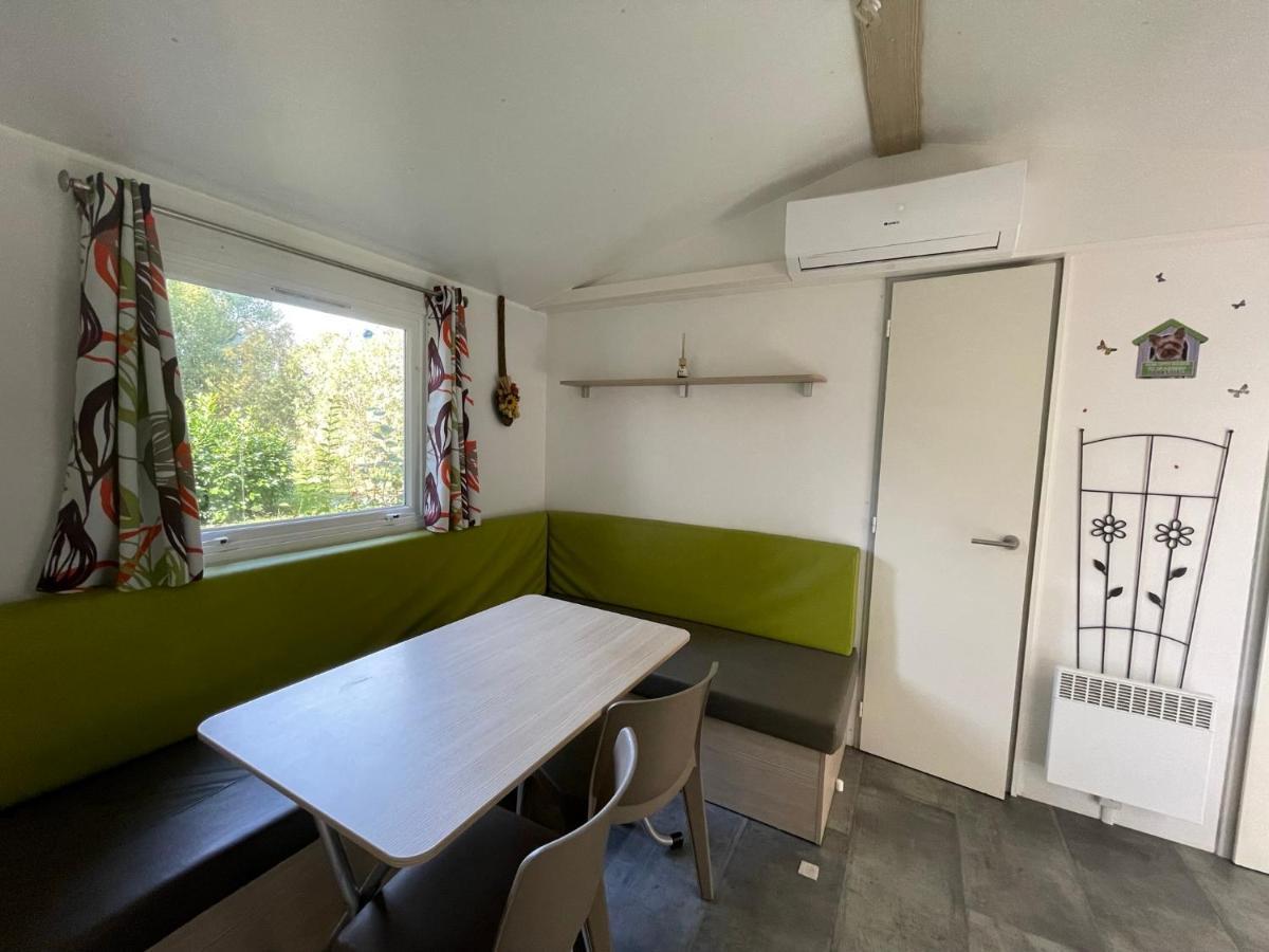 Chez Roger - Bungalow Climatise Avec Tv - 2 Chambres 4 Personnes Boofzheim Exterior photo